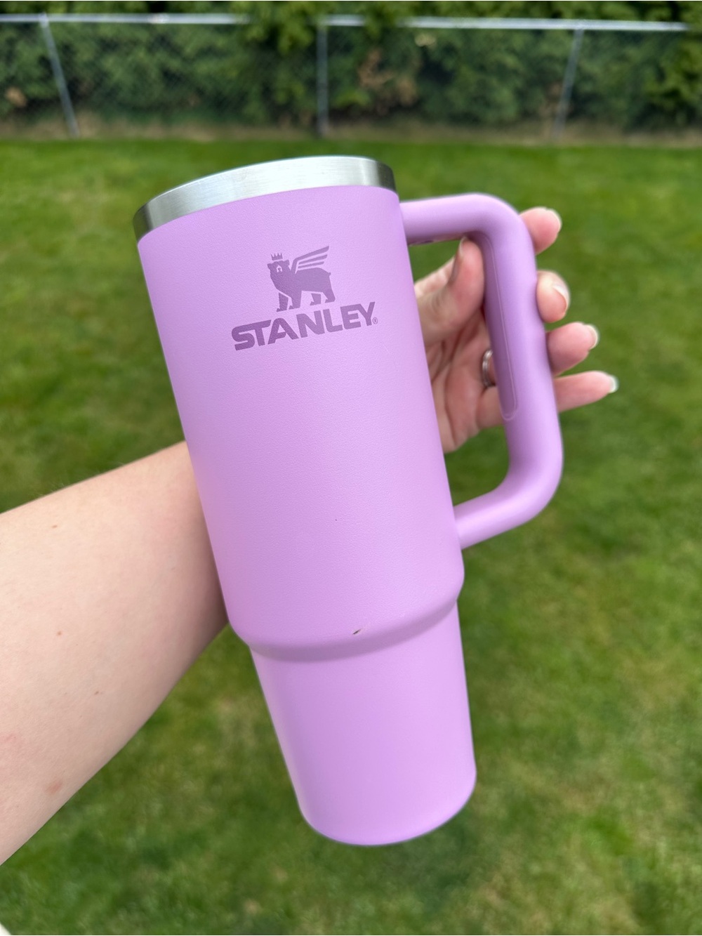 Stanley | "Lilac" Purple The Quencher H2.0 FlowState Water Bottle | Size 30 Oz - Picture 6 of 6